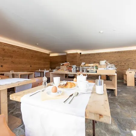 Mueller - Mountain מלון